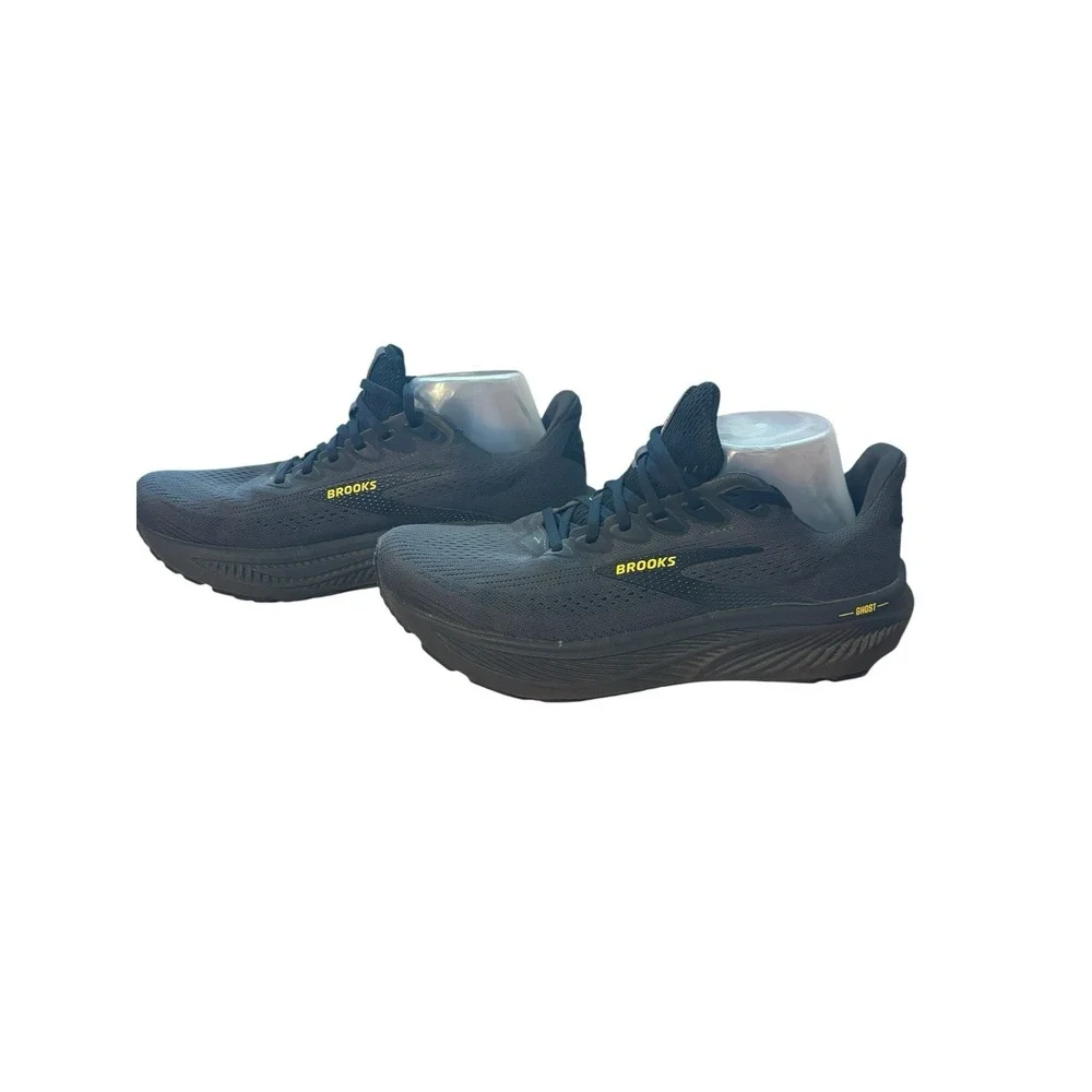 Brooks ghost 17
